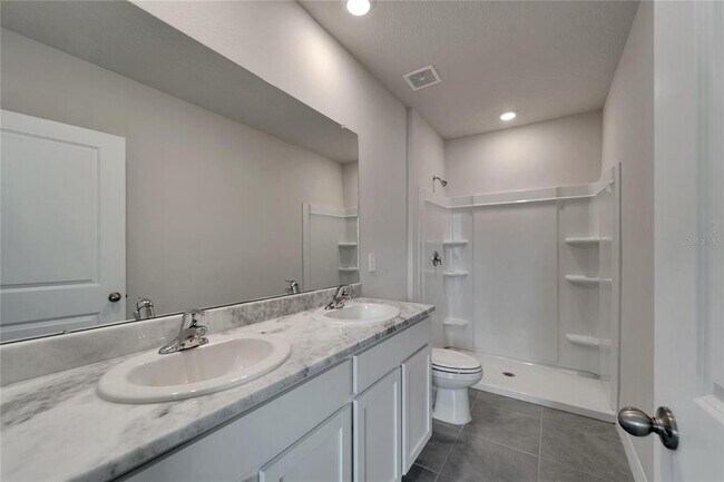 Building Photo - 17637 Crescent Moon Lp