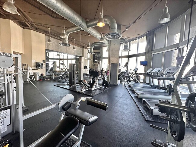 Building Photo - 690 SW 1st Ct