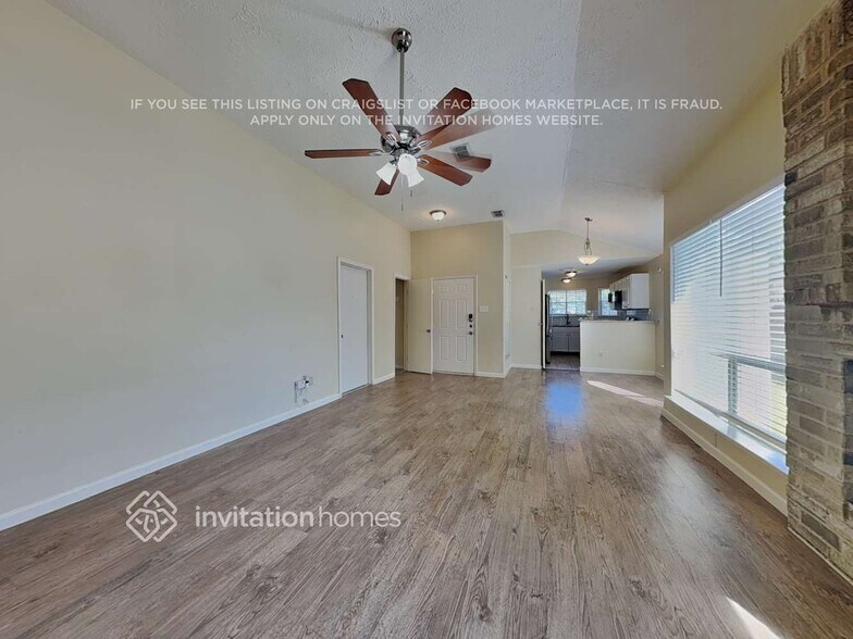 Building Photo - 9203 Rippling Fields Dr