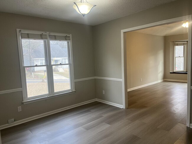 Building Photo - 4486 Club Trce