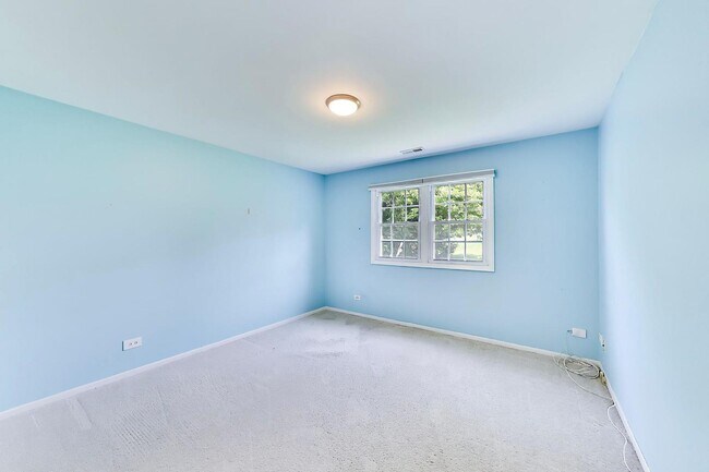 Building Photo - 106 Regency Dr