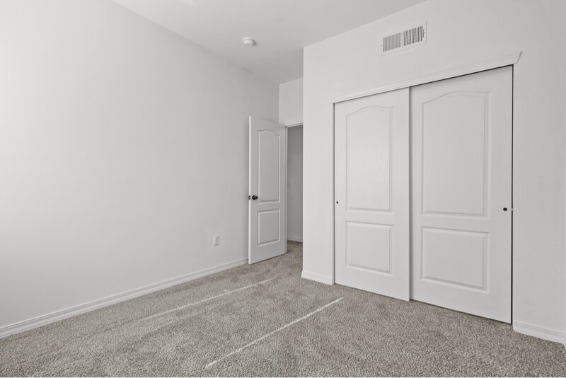 Building Photo - 13853 Summer Story Ave