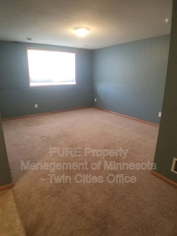 Building Photo - 5092 French Dr N