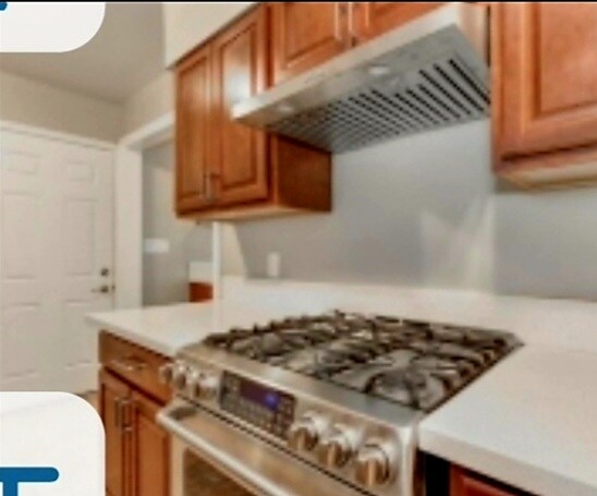 Building Photo - 3129 Mayfair Dr