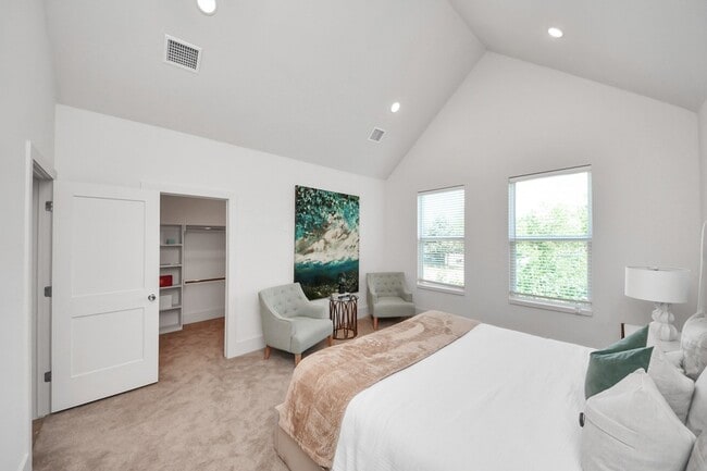 Building Photo - 1053 Glenn Ave