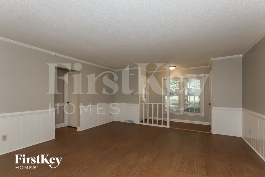 Building Photo - 10018 Mountain Apple Dr