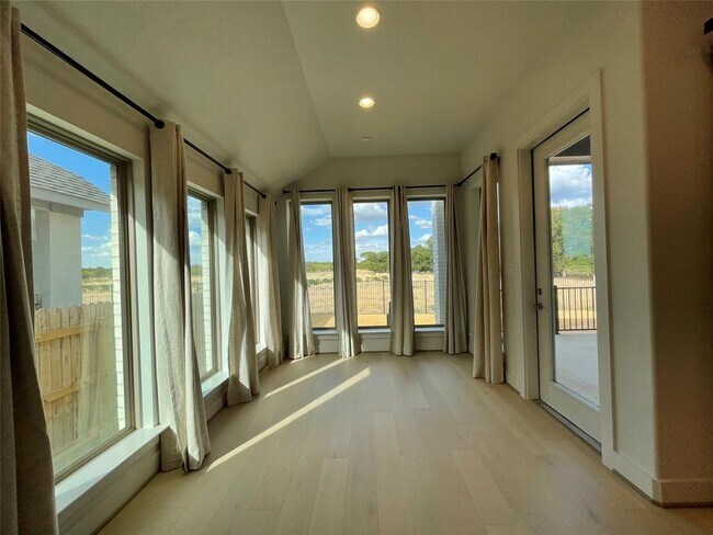 Building Photo - 149 Night Bloom Path