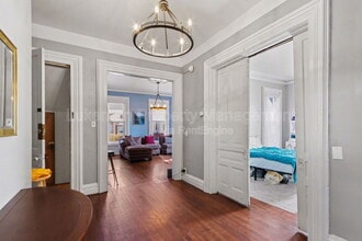 Building Photo - 426-428 S Westnedge Ave