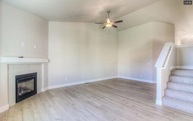 Building Photo - Beautiful, Newly-Built Home with Office