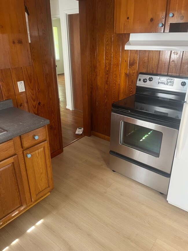 Building Photo - Duplex in Auburn