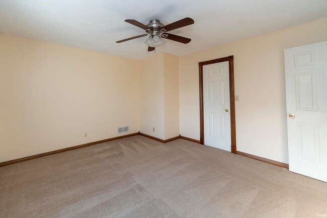 Building Photo - 5435 Kiowa Cir