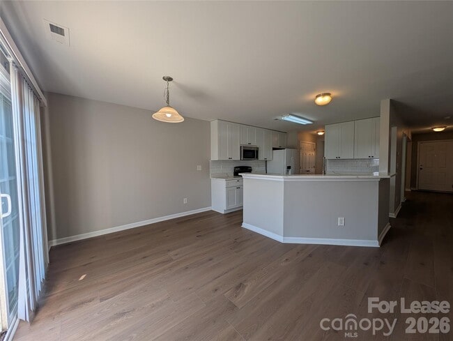 Building Photo - 11307 Breezehill Ln