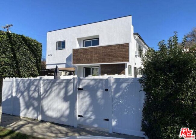 Building Photo - 3824 Keystone Av