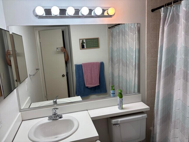 Building Photo - 335 Knotty Pine Cir