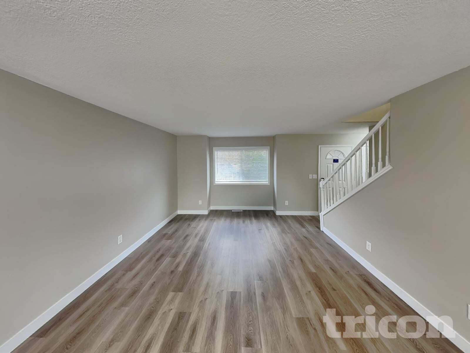 Building Photo - 16209 NE 12th St