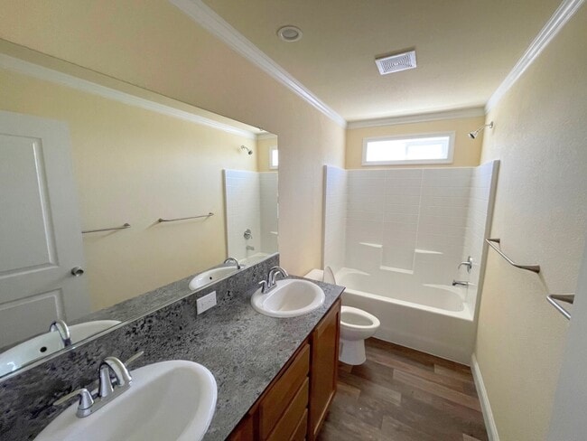 Building Photo - 4200 Maslona Dr