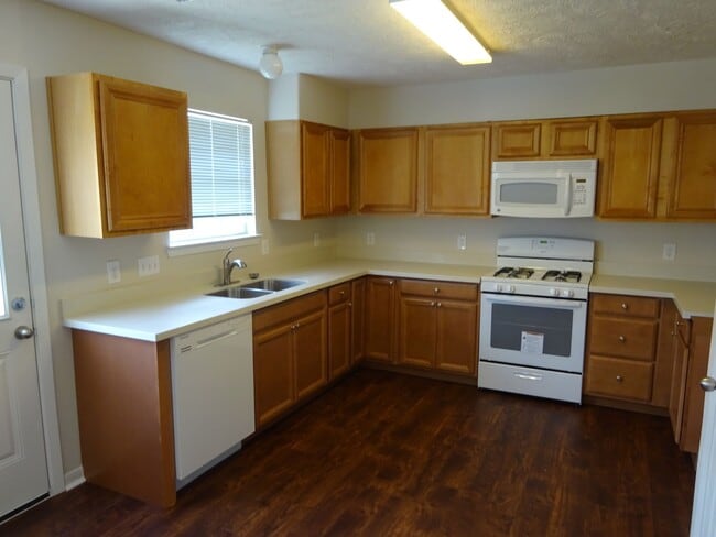 Building Photo - 21606 Haylee Way