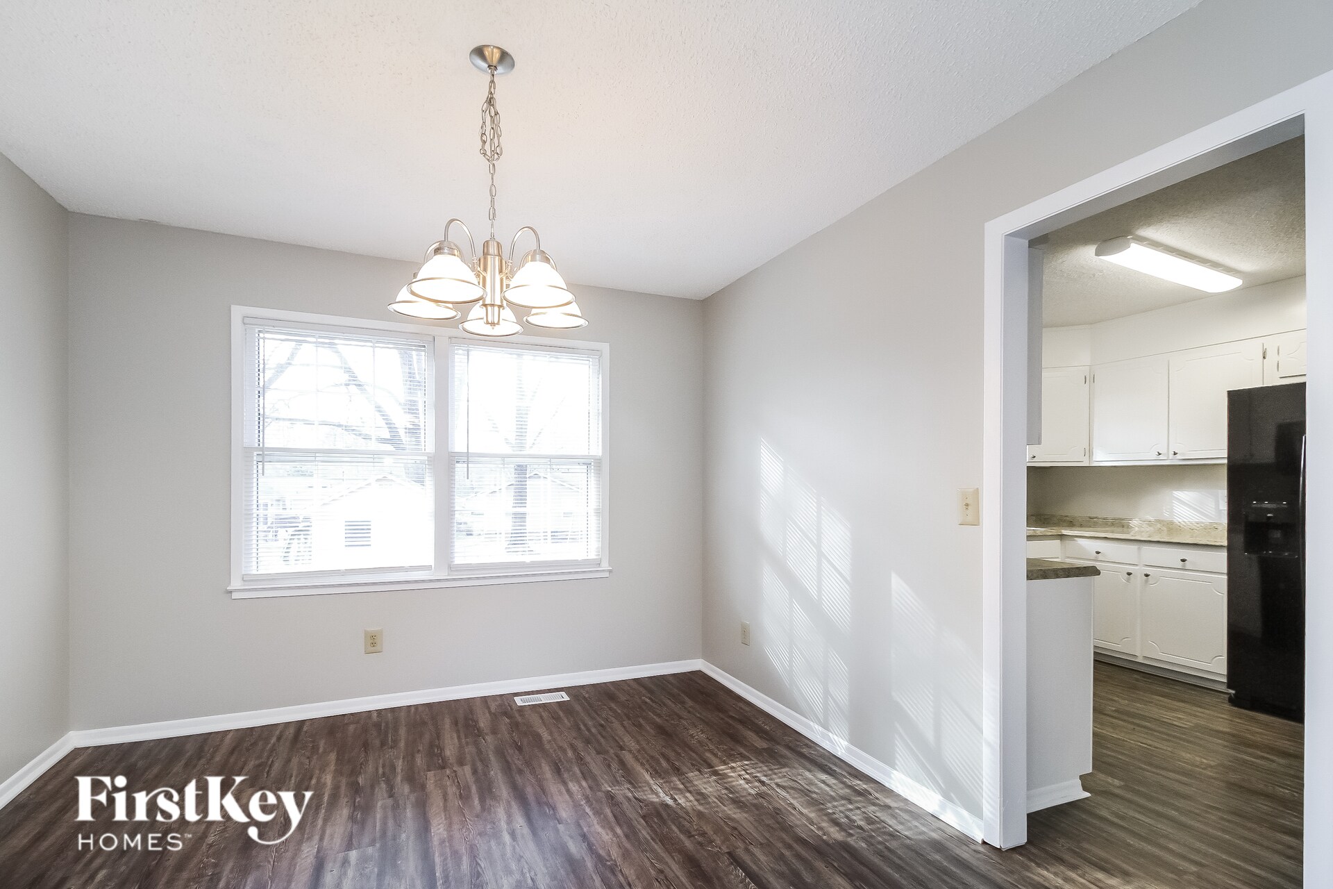 Building Photo - 1923 Greenstone Pl