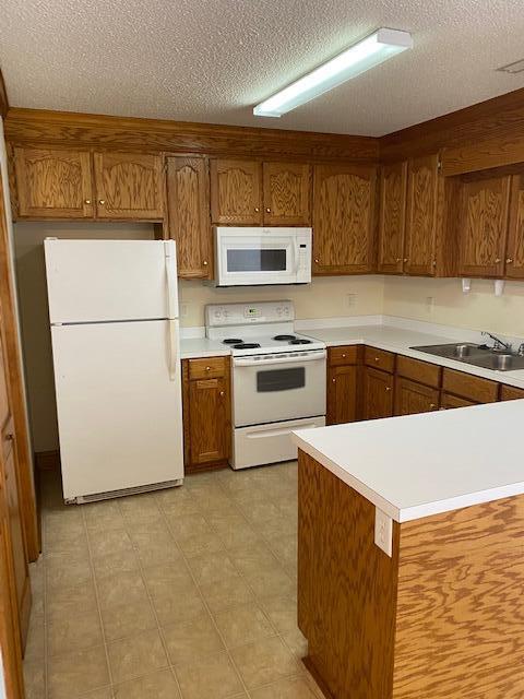 Building Photo - 3501 Beacon Dr
