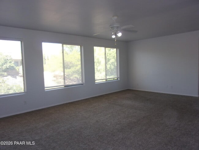 Building Photo - 7239 Barefoot Ln