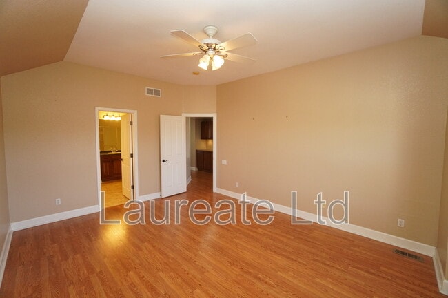 Building Photo - 9013 Old Tom Morris Cir