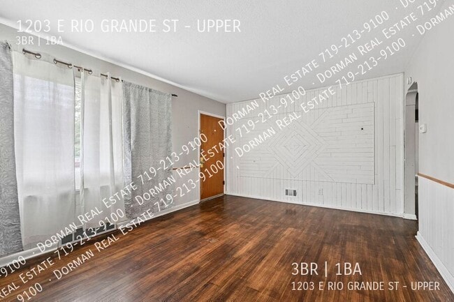Building Photo - 1203 E Rio Grande St