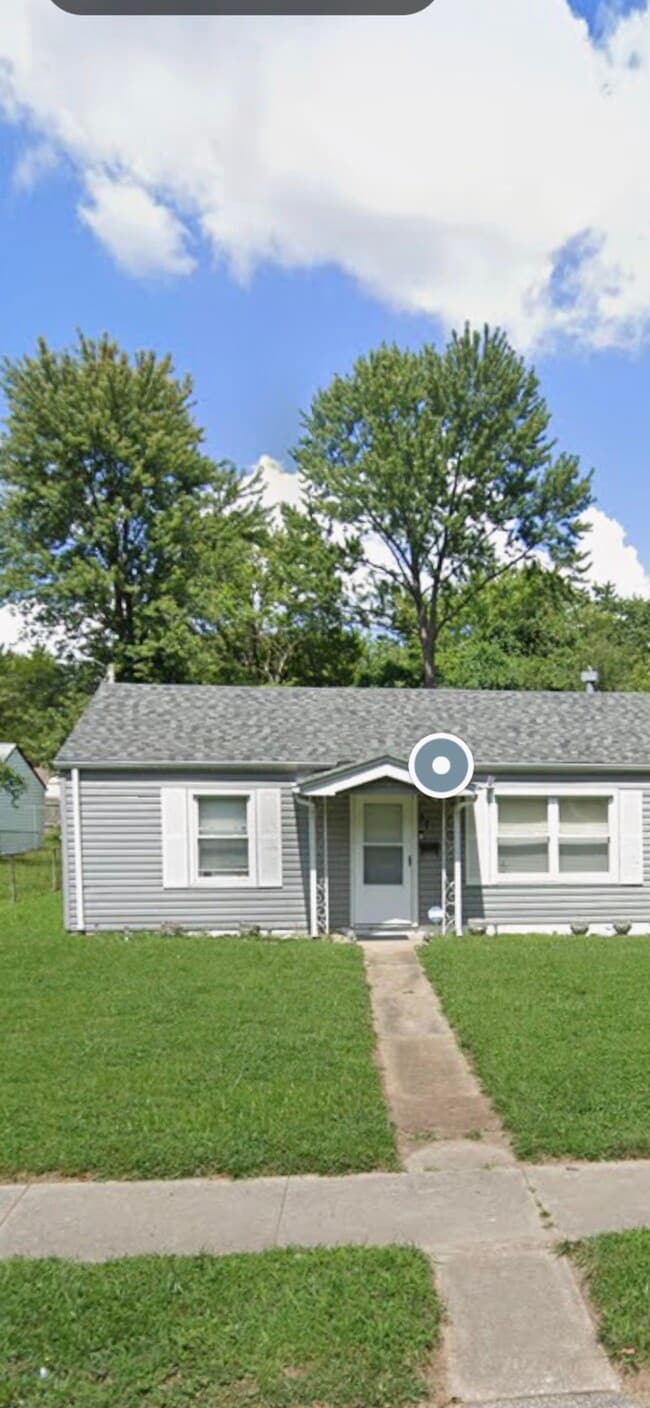 Building Photo - 37 St Celeste Dr