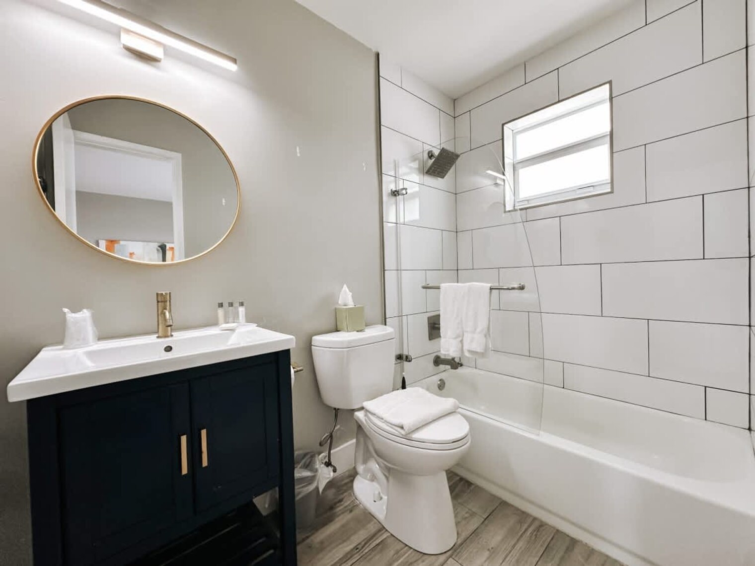 Building Photo - 50 Davie Blvd