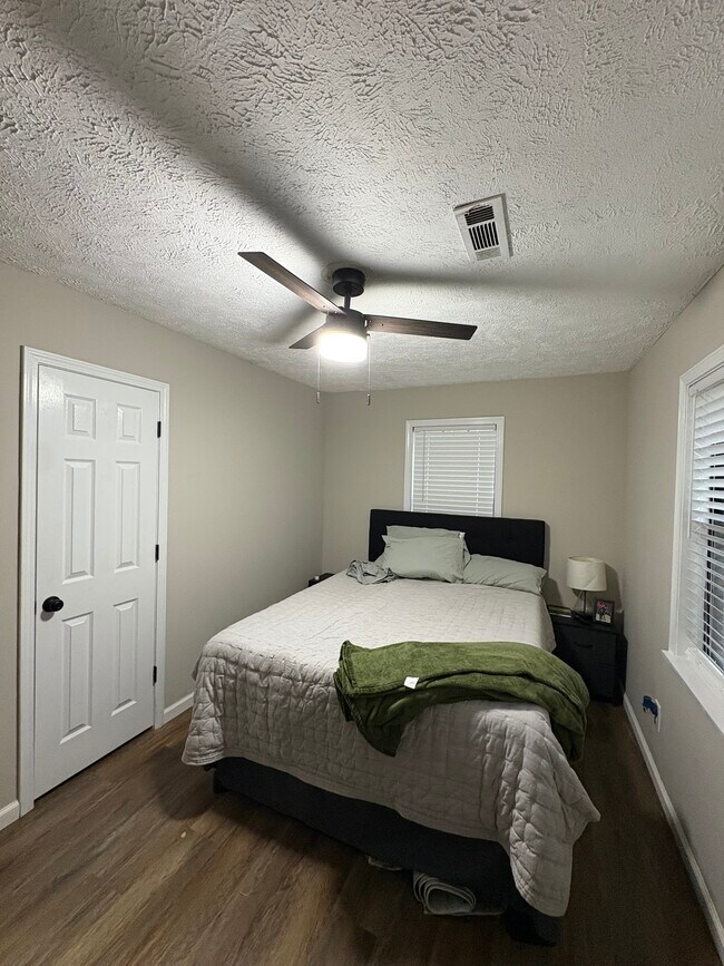 Building Photo - 3 Co Rd 2017