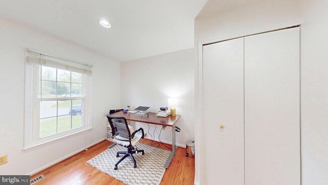 Building Photo - 10200 McKean Ct