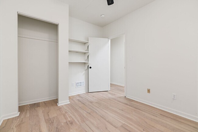 Building Photo - 3206 Dawson St