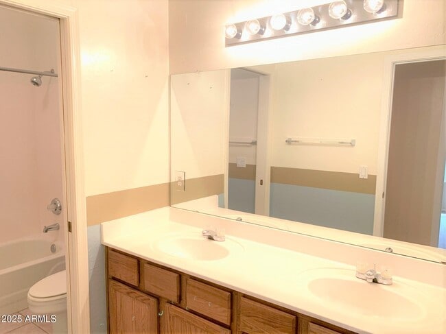 Building Photo - 6281 W Corona Dr