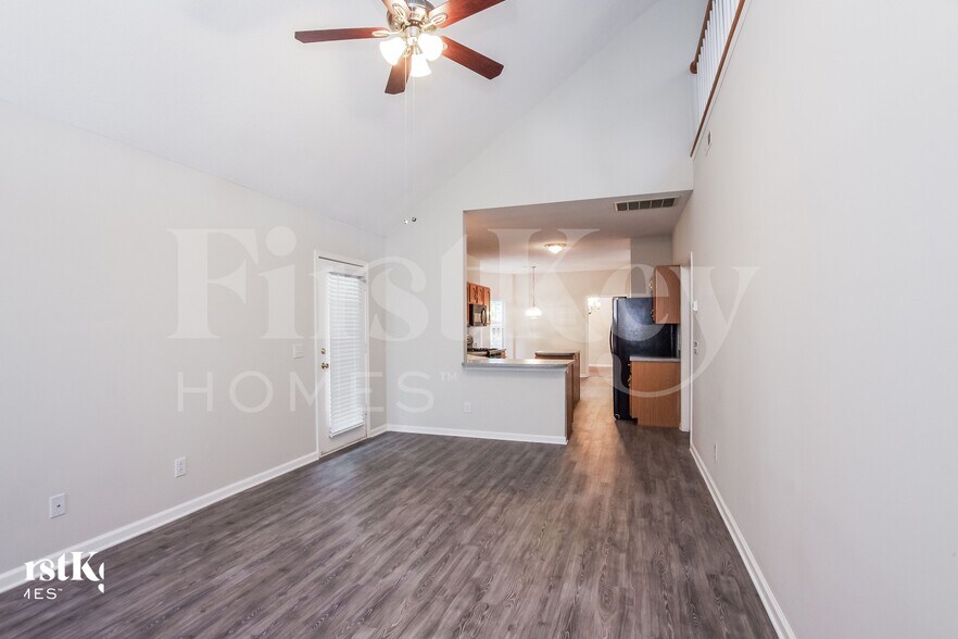 Building Photo - 7031 Reedy Creek Rd