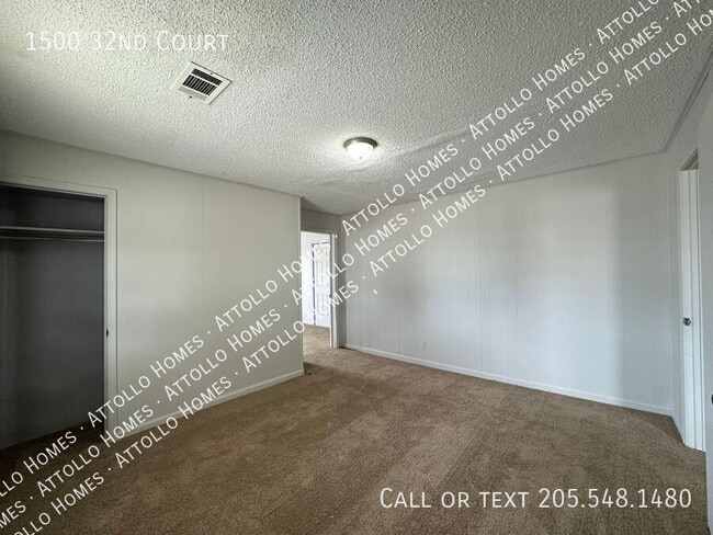 Building Photo - 1500 32nd Ct
