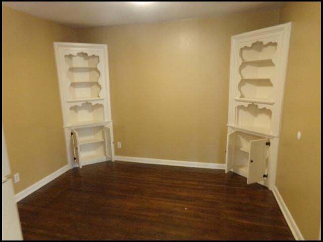 Building Photo - 1217 Look St