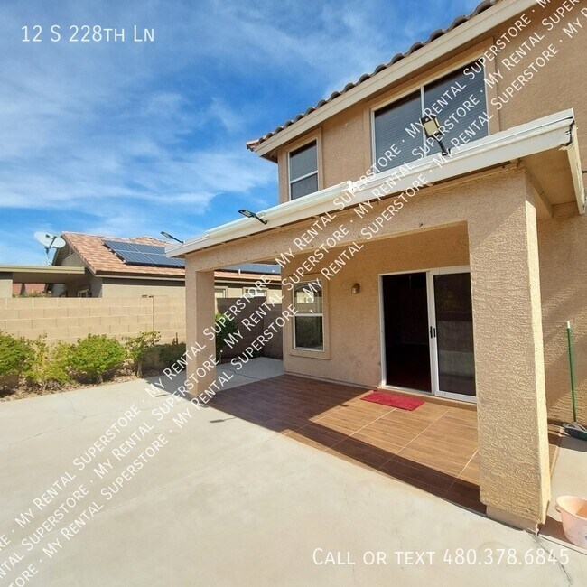 Building Photo - 12 S 228th Ln