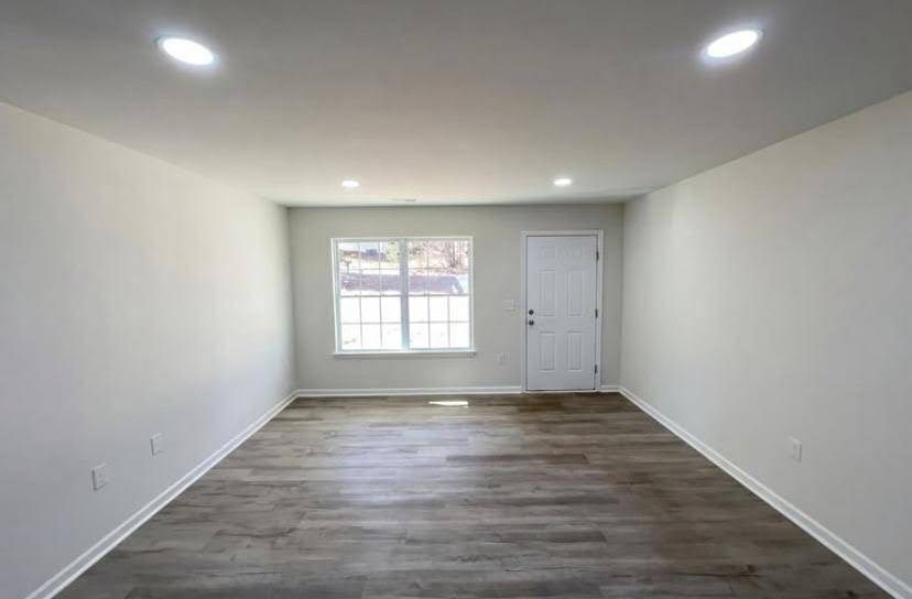 Building Photo - 4654 Coltsfoot Rd