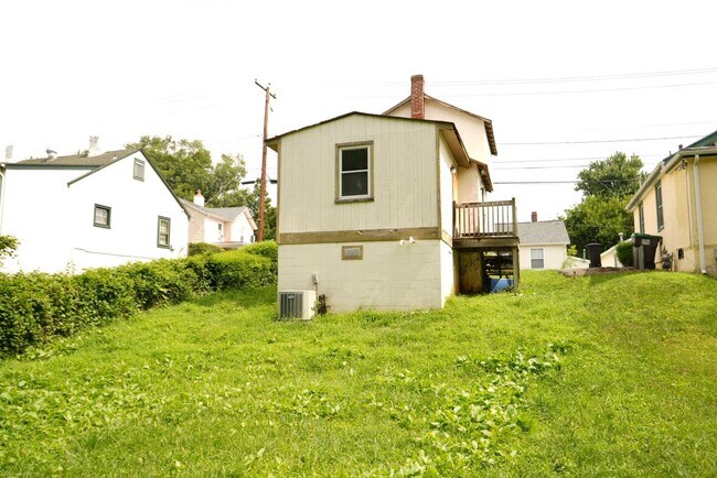 Building Photo - 1020 Page St