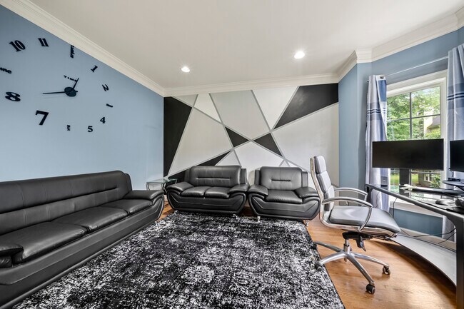 Building Photo - 442 Chatfield Pointe NW