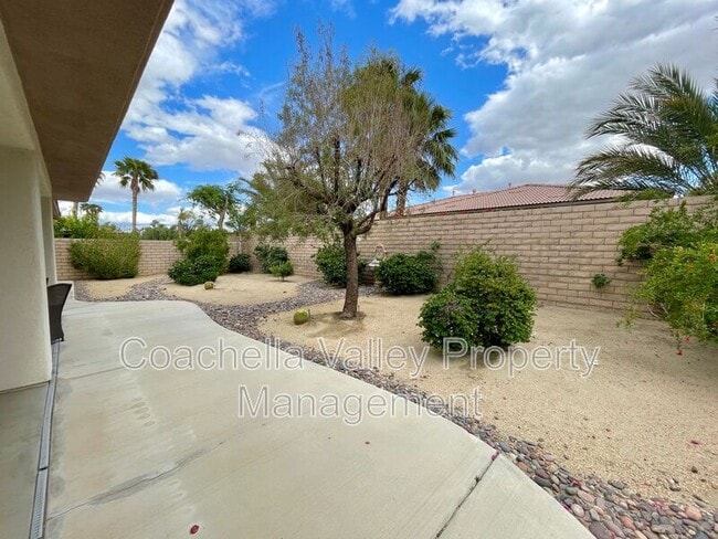 Building Photo - 168 Via Martelli