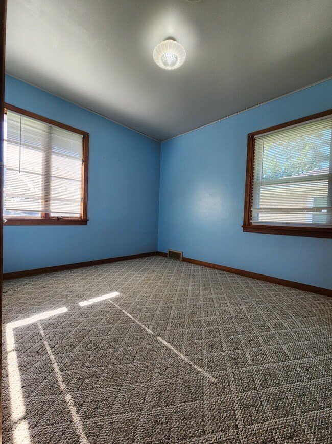 Bedroom #2 - 813 East Ave S