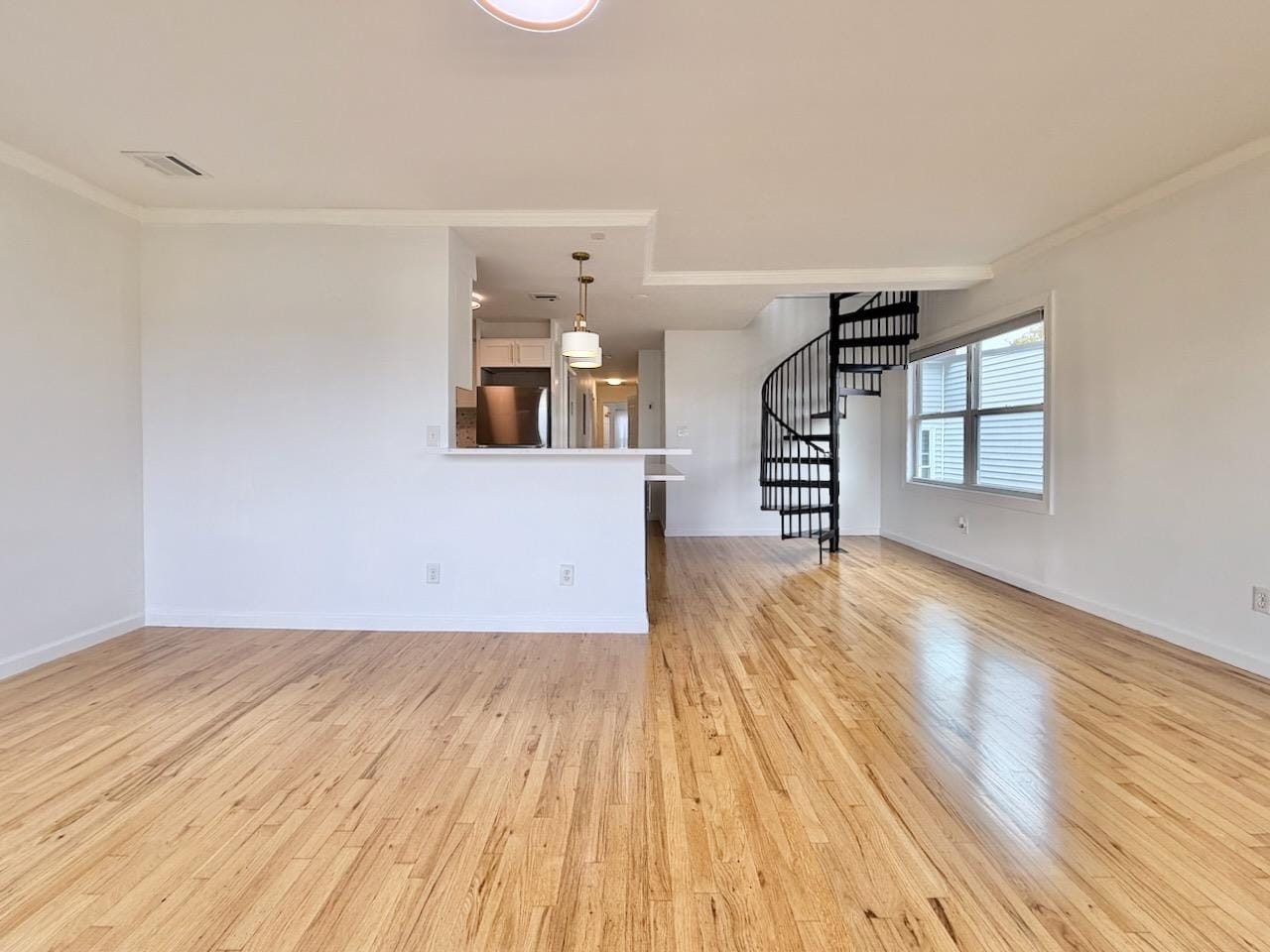 Building Photo - 126 Ogden Ave.