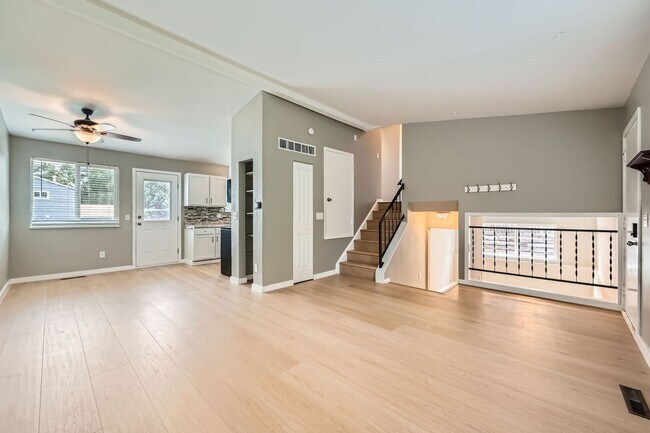 Building Photo - 17166 E Nassau Pl
