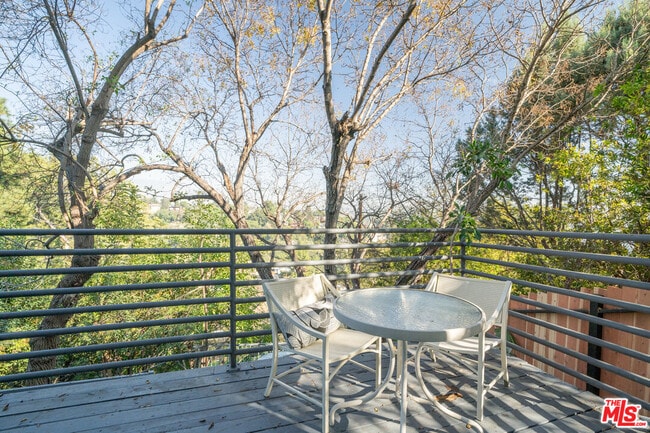 Building Photo - 467 Canyon Vista Dr