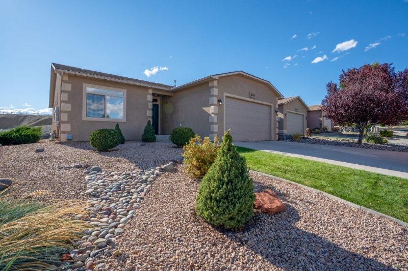 Primary Photo - 585 Rio Grande Dr