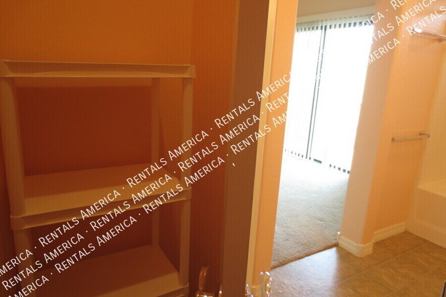 Building Photo - 16245 N 30th Pl