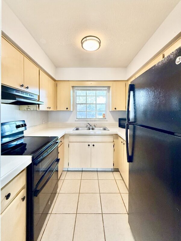 Building Photo - 1339 Eagleview Dr