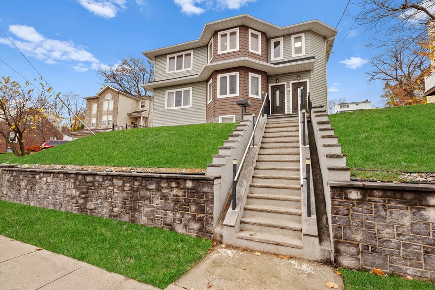 Building Photo - 71 Saint Marys Pl