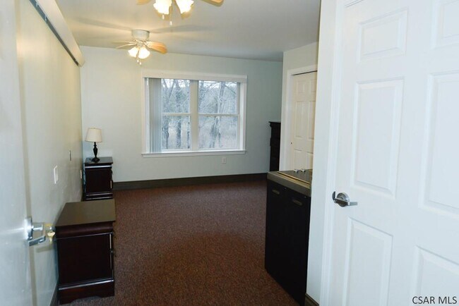 Building Photo - 13 1st St