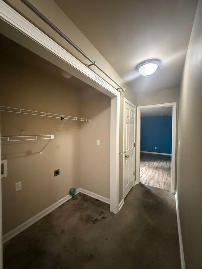 Building Photo - 113 Butterfield Crossing